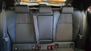 Toyota Corolla 2.0 180H GR-SPORT E-CVT