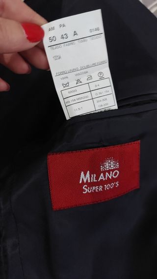 Traje de hombre azul