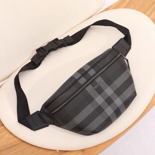 Riñonera Burberry Negra