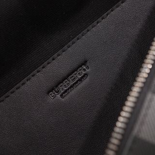 Riñonera Burberry Negra