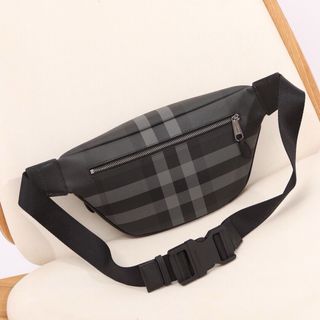 Riñonera Burberry Negra