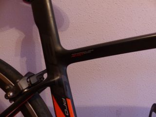 Bicicleta BH G7 Pro aero.Grupo Ultegra