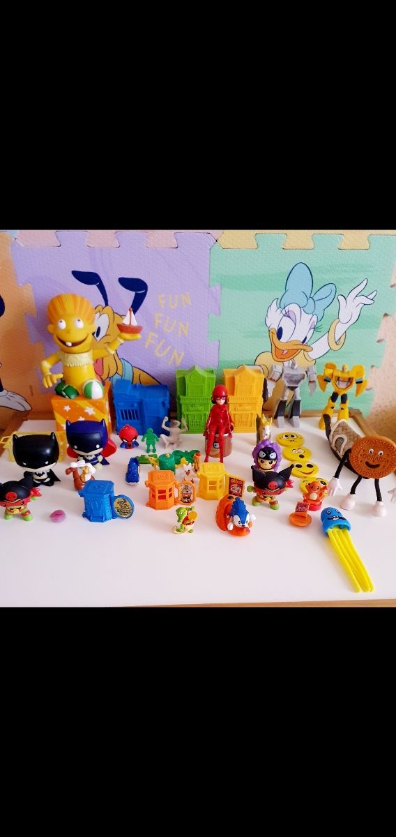 Lote de juguetes varios