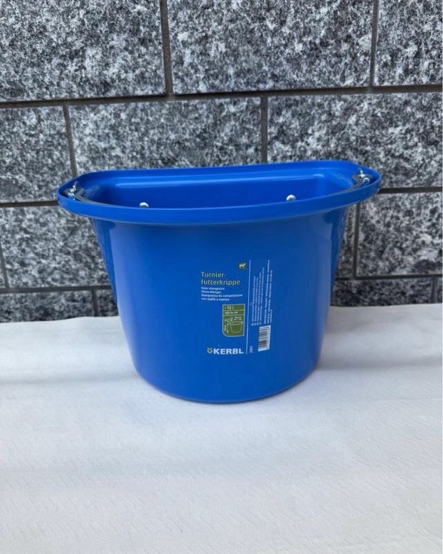 Mangiatoia blu per cavalli