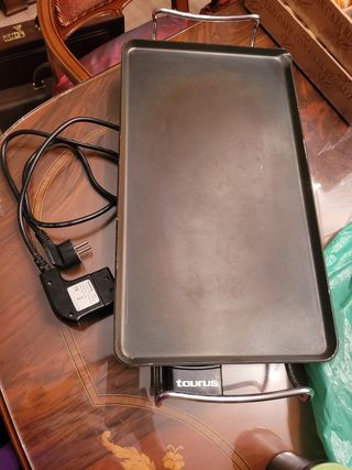 Plancha Eléctrica Taurus