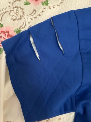 Sudadera azul y blanca talla M
