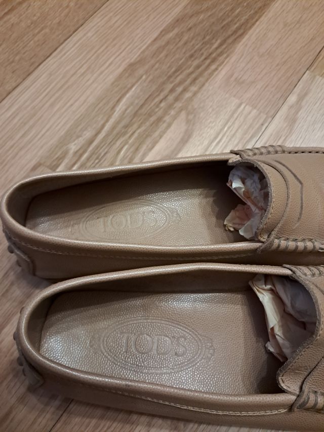 Zapatos planos color beige