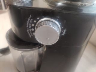 Molinillo de café eléctrico Navaris