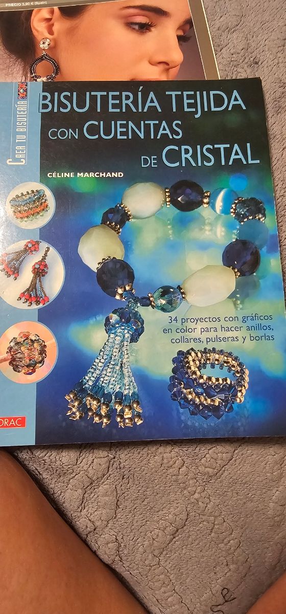 Crea tu Bisuteria. BISUTERIA CON CUENTAS DE CRI...