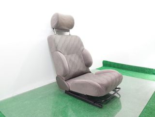Peugeot 8826186 asiento delantero hfb10005 1.5 dci