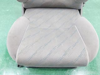 Peugeot 8826186 asiento delantero hfb10005 1.5 dci