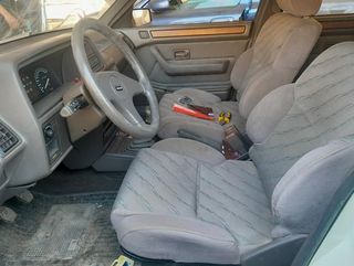 Peugeot 8826186 asiento delantero hfb10005 1.5 dci