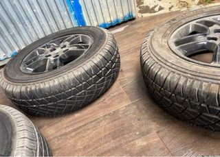 Llantas Land Rover y Neumáticos Michelin