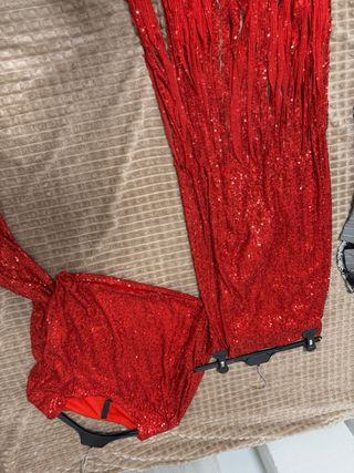 Conjunto Falda y Camiseta Roja
