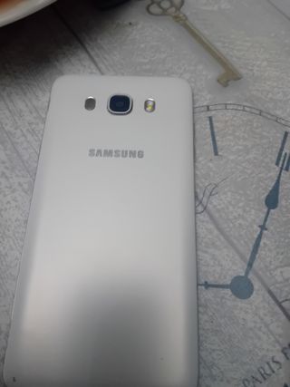 Samsung Galaxy J7 Bianco