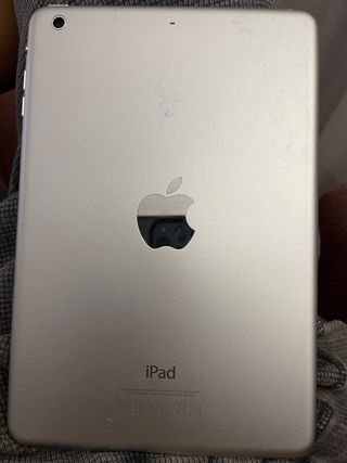 iPad Mini 2 Plata - Excelente Estado