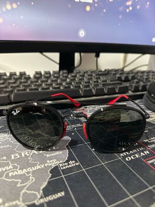 Gafas Ray-Ban x Ferrari Negras y Rojas