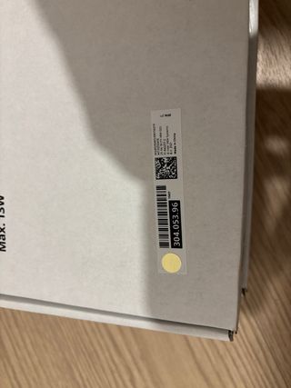 Lámpara de pie dorada Ikea SKAFTET