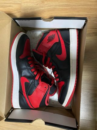 Jordan 1 Mid Rojo/Negro originales