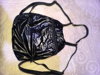 Mochila de vestir brillante