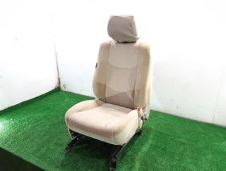 Asiento del der 7111060050 toyota land 3.0 7447060