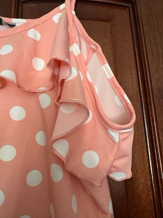 Blusa lunares hombros descubiertos