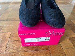 Zapatos de tacón. D'chicas. Número 40