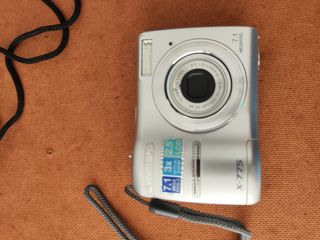 Cámara Olympus X-775 7.1 Megapíxeles