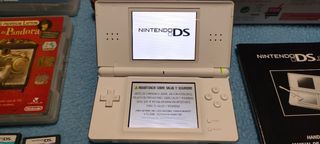 Nintendo DS Lite Blanca + Juegos