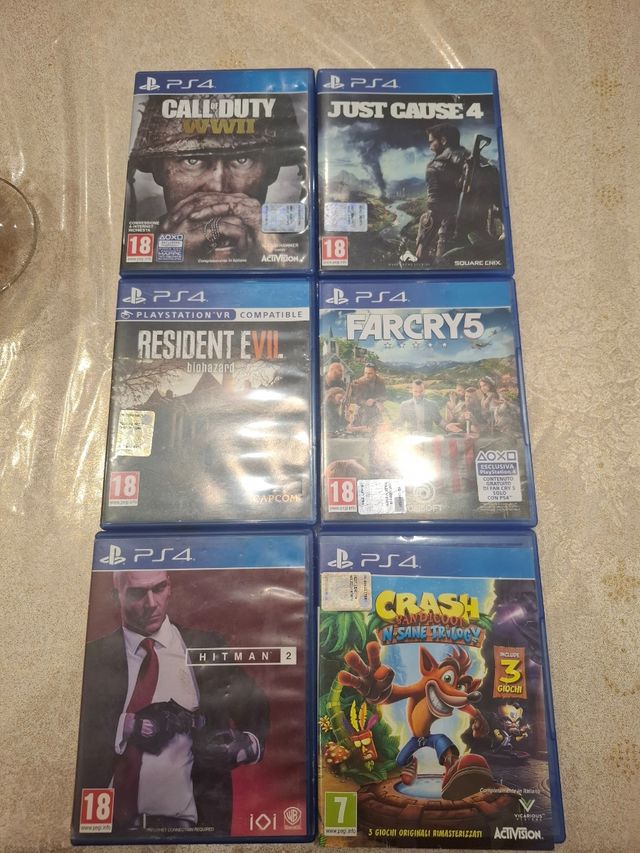 PS4 1TB + 6 Giochi + Controller