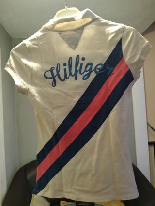 Polo Tommy Hilfiger blanco con rayas