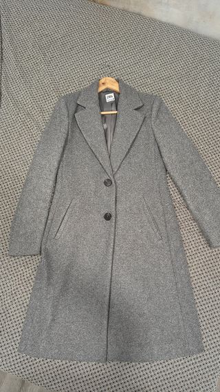 Abrigo largo, Zara, Gris.
