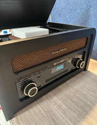 MUSE MT-115W Radio Tocadiscos Vintage