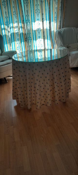 Mesa de salón extensible de madera