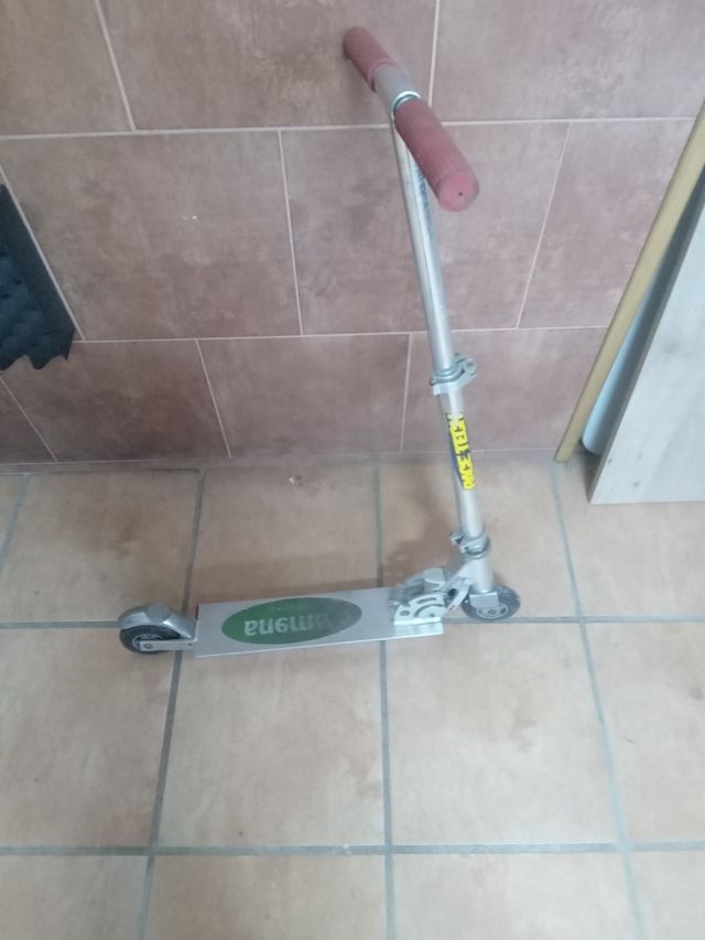 Patín de aluminio plegable