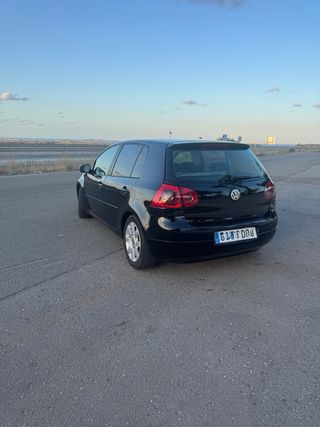 Volkswagen Golf 2005