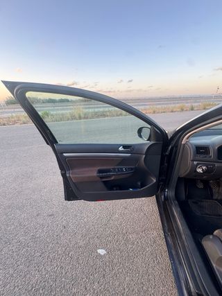 Volkswagen Golf 2005