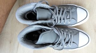 Zapatillas Converse grises invierno