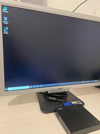 Mini PC Acer + Pantalla
