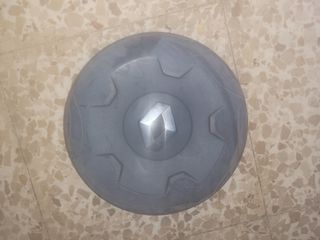1 Tapa Rueda Renault master Antigua