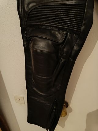 Pantalón de cuero para moto