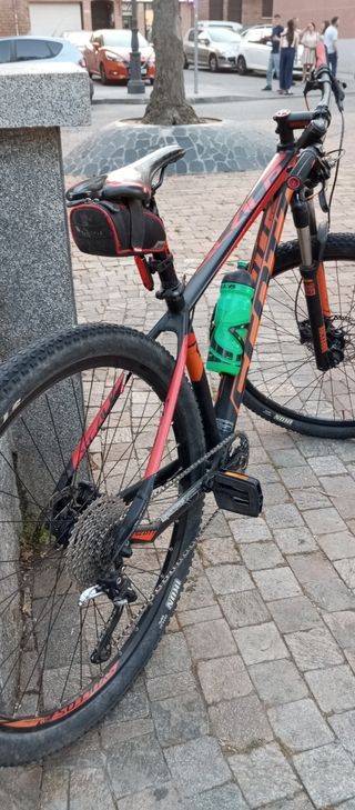 Bicicleta Scott 29 en excelente estado