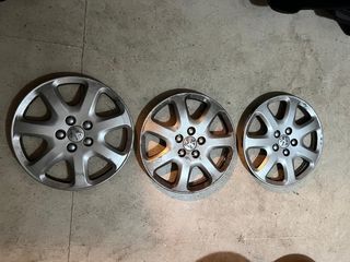 3 Tapacubos Peugeot Originales 16