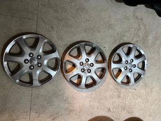 3 Tapacubos Peugeot Originales 16