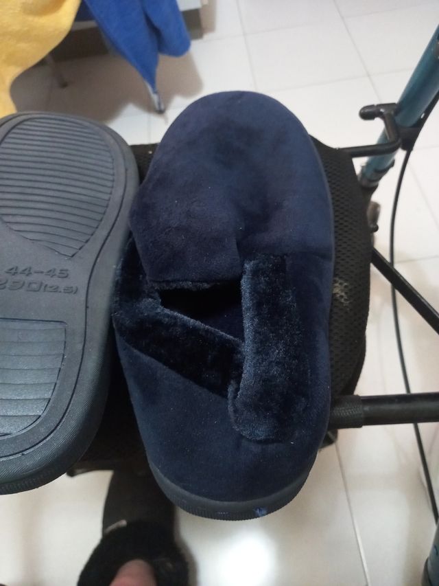 Zapatillas de invierno azul talla 44.5