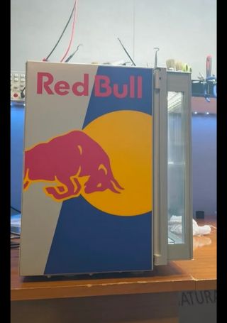 Nevera Red Bull
