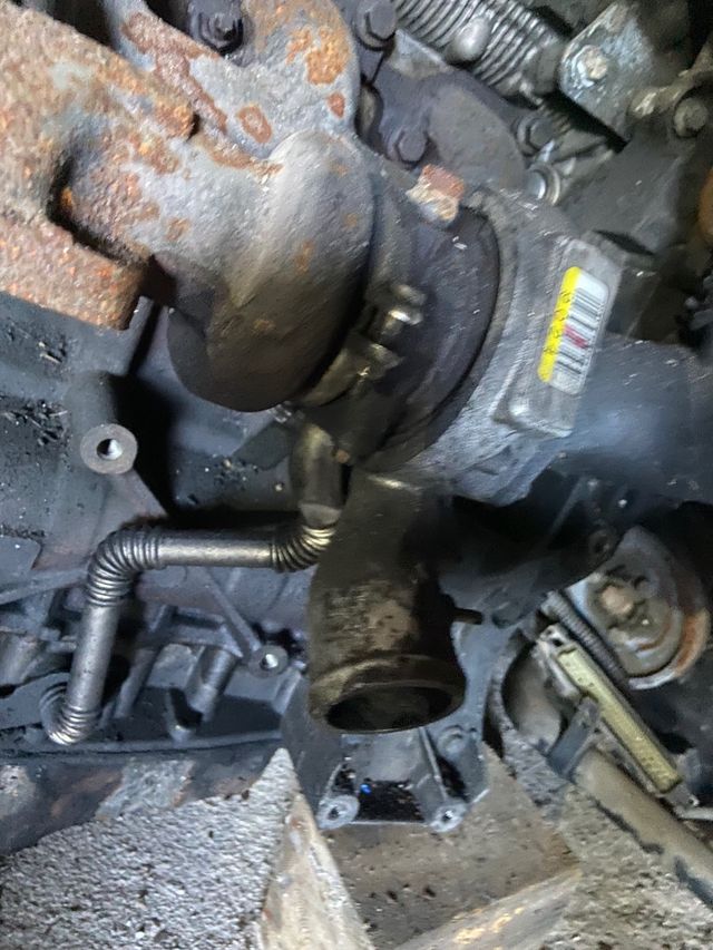 Despiece Motor 2.4 TDCI Ford Transit 2004