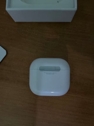 AirPods 4 Apple Blancos