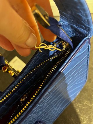 Bolso YSL azul piel efecto cocodrilo. precioso. 