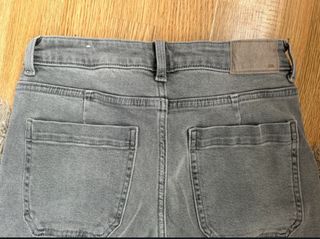 Pantalón Zara Gris